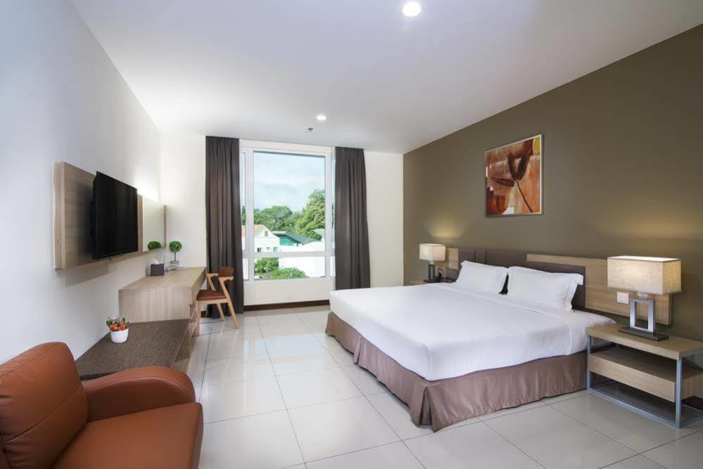 One Pacific Hotel And Serviced Apartments Georgetown Exterior foto